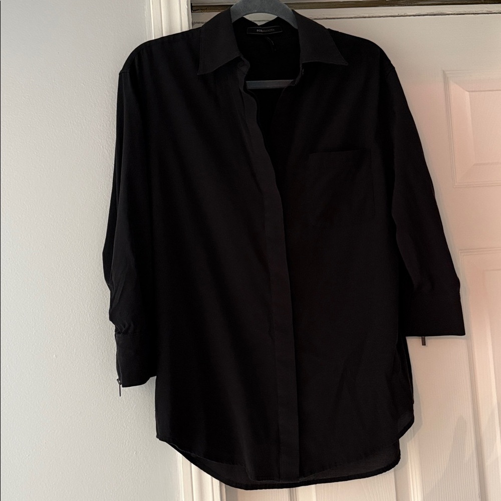 BCBGMaxAzria Classic Black shirt